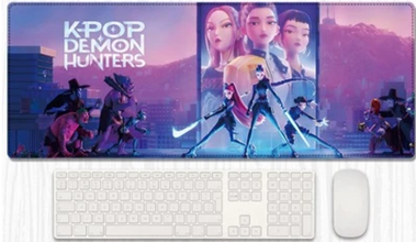 Desk Mat: K-Pop Demon Hunters Extended  – Purple & Pink