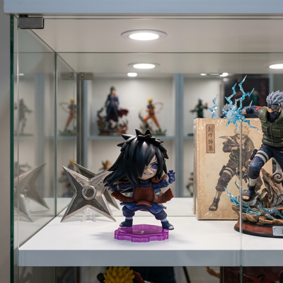 Anime: Crimson Shadow Warlord Figurine (Size - 10*5 cm)