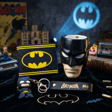 🦇BAT🦇Man Hamper(0FFICIAL Wallet + Coffee MUG Ceramic+ Anime Keychain)